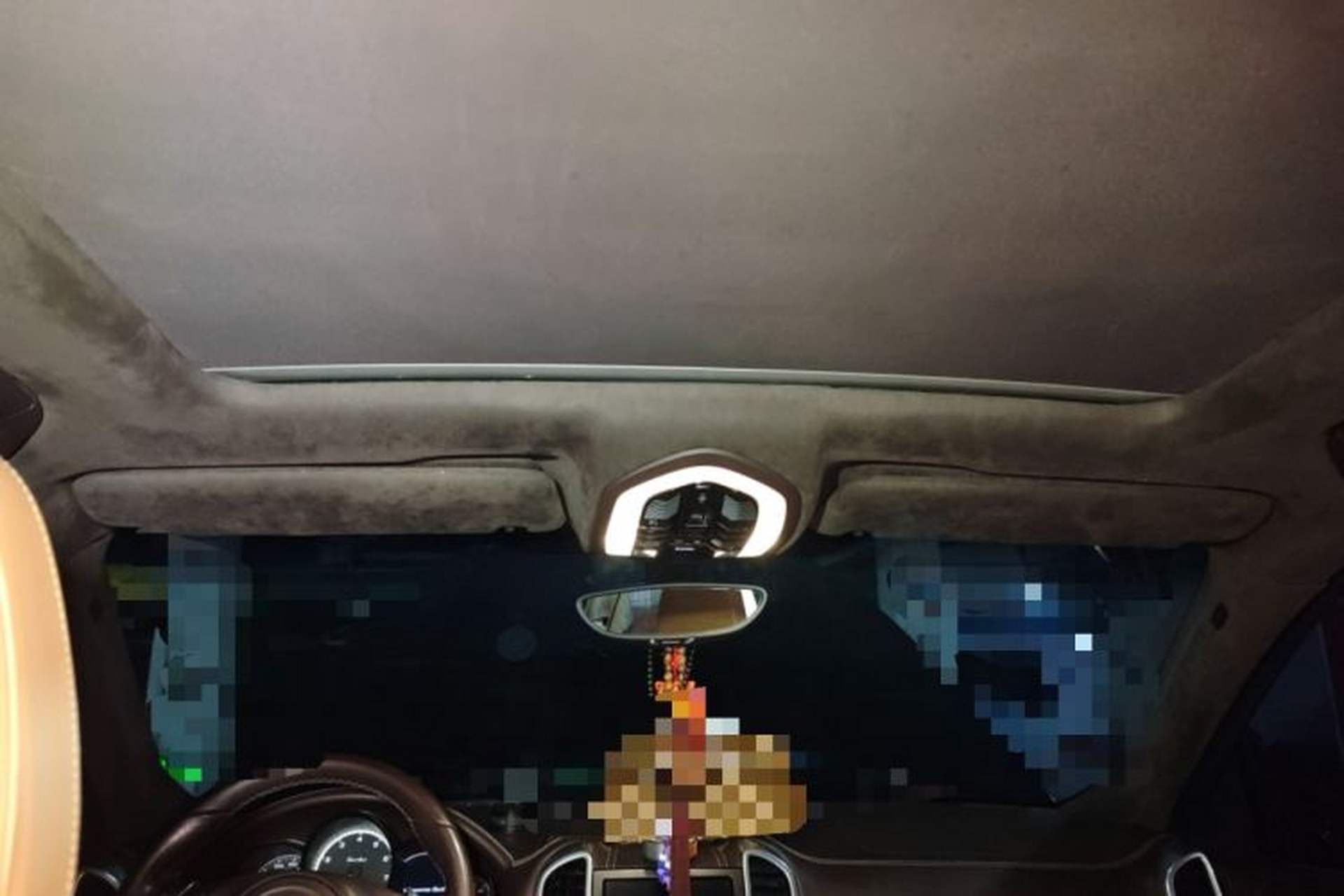 Used Porsche Cayenne 2011 Cayenne Turbo 4.8T Headliner