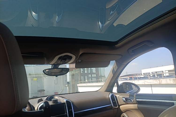 Used Porsche Cayenne 2011 Cayenne 3.0T Headliner