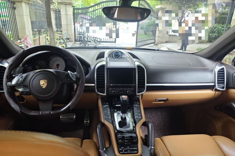 Used Porsche Cayenne 2011 Cayenne S 4.8L Headliner