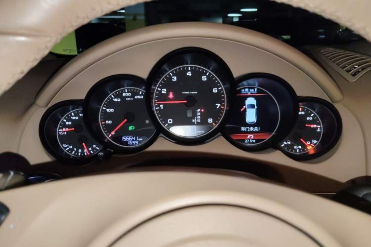 Used Porsche Cayenne 2011 Cayenne 3.0T Instrument Cluster