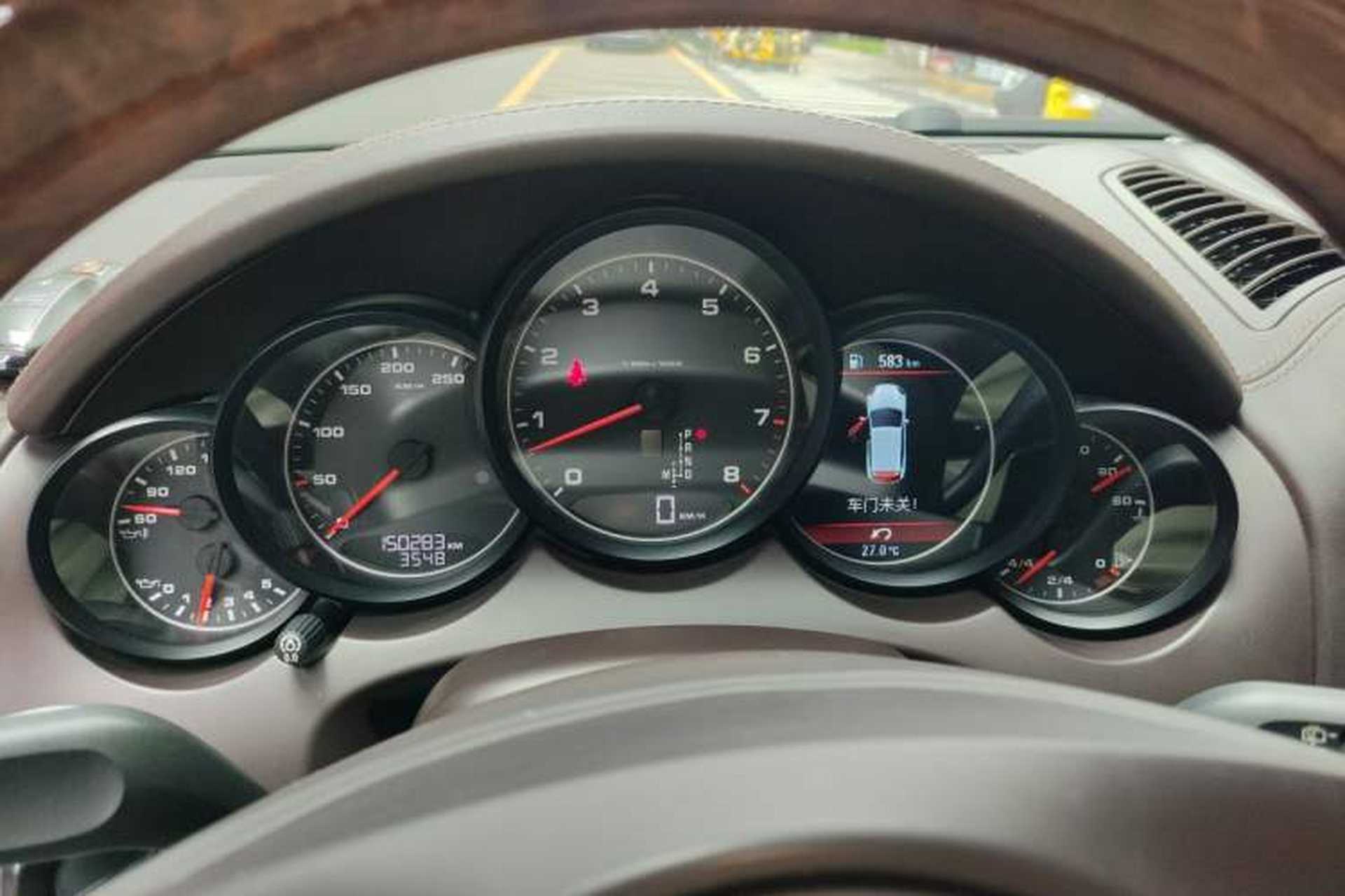 Used Porsche Cayenne 2011 Cayenne 3.0T Instrument Cluster
