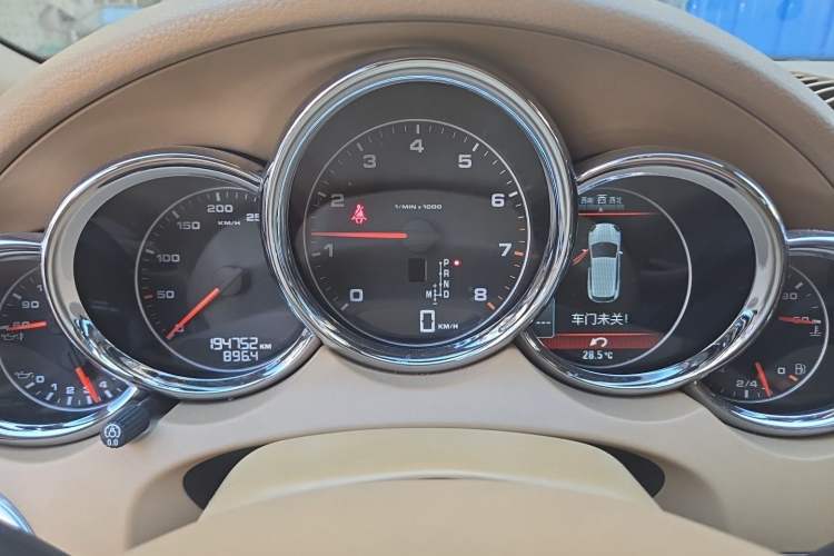 Used Porsche Cayenne 2011 Cayenne 3.0T Instrument Cluster