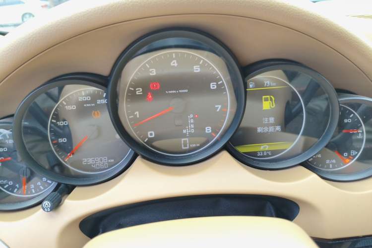 Used Porsche Cayenne 2011 Cayenne 3.0T Instrument Cluster