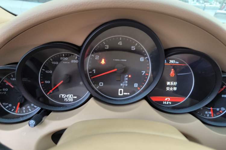 Used Porsche Cayenne 2011 Cayenne 3.0T Instrument Cluster