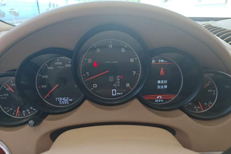 Used Porsche Cayenne 2011 Cayenne 3.0T Instrument Cluster