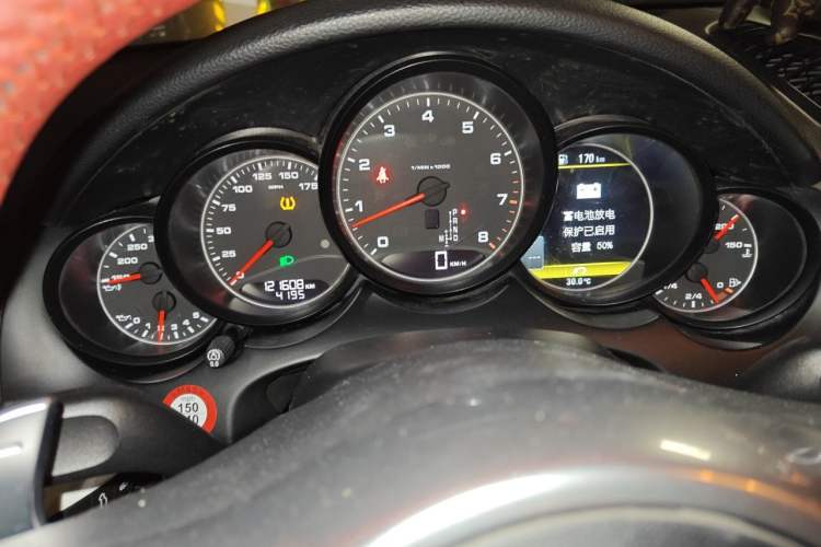 Used Porsche Cayenne  Instrument Cluster