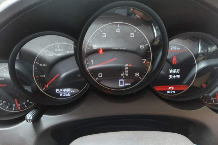 Used Porsche Cayenne 2011 Cayenne 3.0T Instrument Cluster