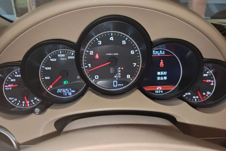 Used Porsche Cayenne 2011 Cayenne 3.0T Instrument Cluster