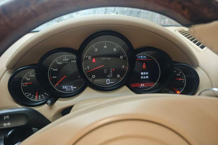Used Porsche Cayenne 2011 Cayenne 3.0T Instrument Cluster