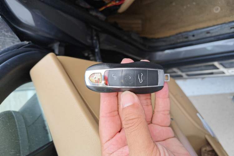 Used Porsche Cayenne 2011 Cayenne 3.0T Interior 1