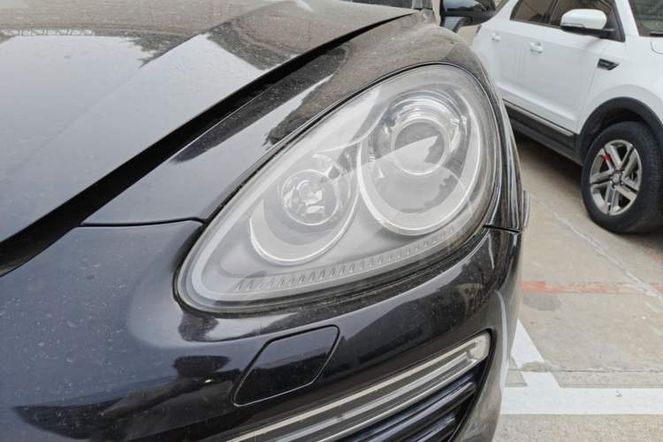 Used Porsche Cayenne 2011 Cayenne 3.0T Left Front Headlight