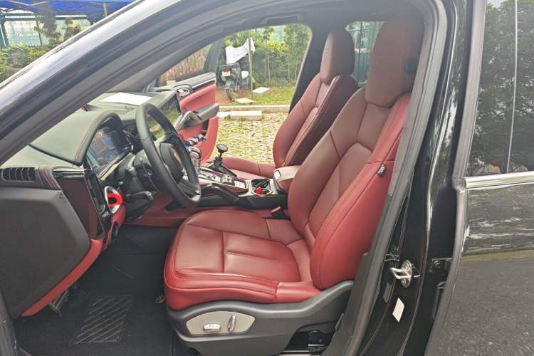 Used Porsche Cayenne 2011 Cayenne 3.0T Left Front Seat