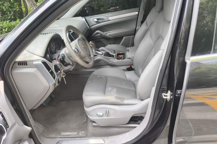 Used Porsche Cayenne 2011 Cayenne S 4.8L Left Front Seat