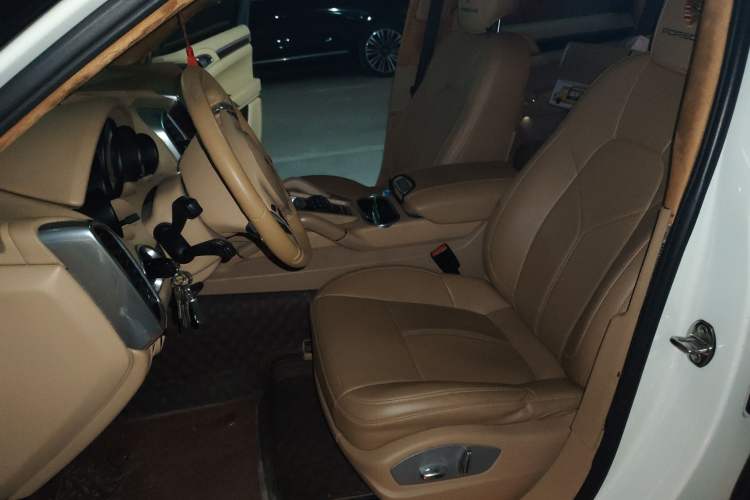 Used Porsche Cayenne 2011 Cayenne 3.0T Left Front Seat