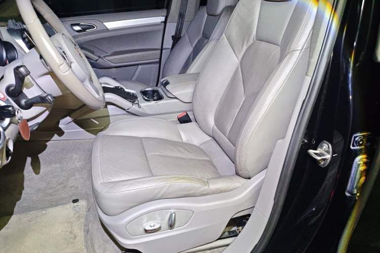 Used Porsche Cayenne 2011 Cayenne S 4.8L Left Front Seat