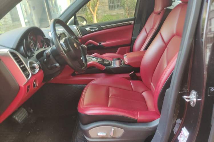 Used Porsche Cayenne 2011 Cayenne 3.0T Left Front Seat