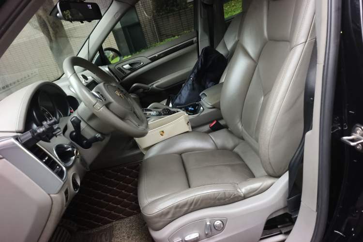 Used Porsche Cayenne 2011 Cayenne 3.0T Left Front Seat