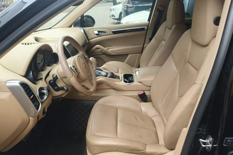 Used Porsche Cayenne 2011 Cayenne 3.0T Left Front Seat