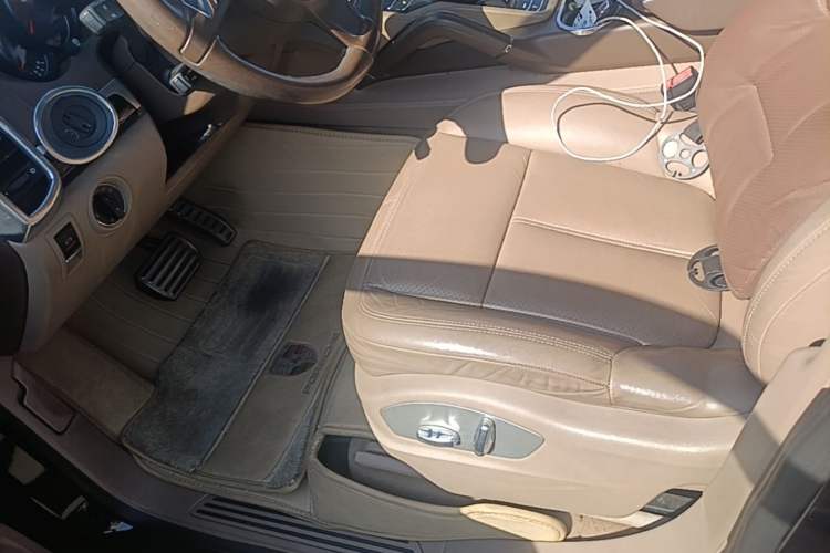 Used Porsche Cayenne 2011 Cayenne 3.0T Left Front Seat