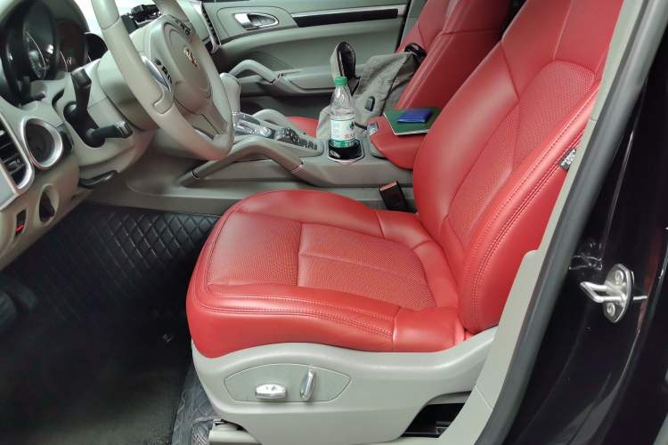 Used Porsche Cayenne 2011 Cayenne 3.0T Left Front Seat