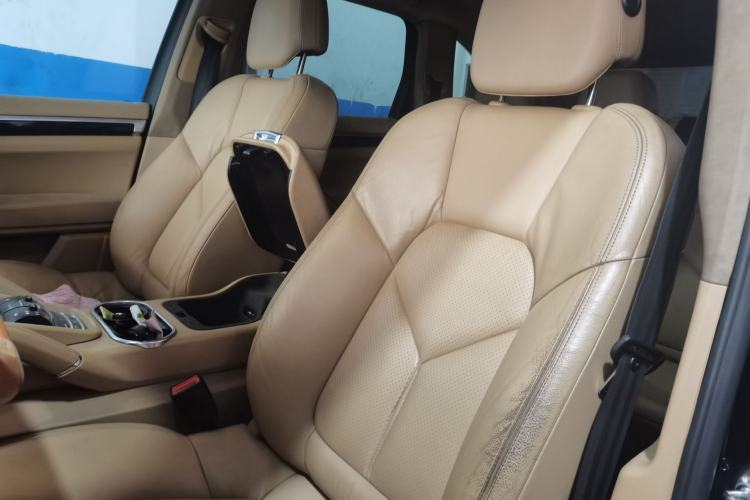 Used Porsche Cayenne 2011 Cayenne 3.0T Left Front Seat
