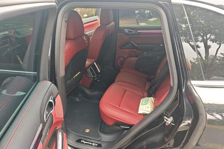 Used Porsche Cayenne 2011 Cayenne 3.0T Left Rear Seat