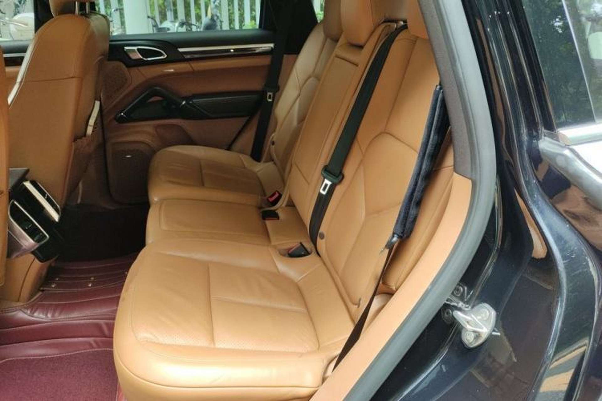 Used Porsche Cayenne 2011 Cayenne 3.0T Left Rear Seat