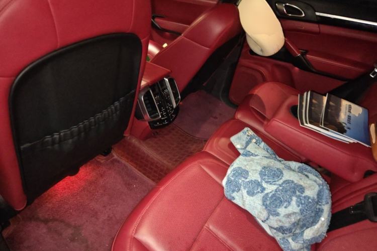 Used Porsche Cayenne 2011 Cayenne 3.0T Left Rear Seat