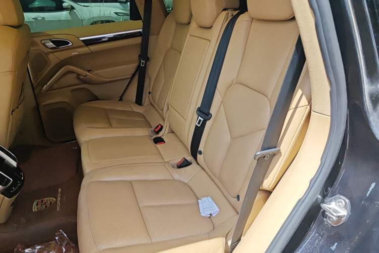Used Porsche Cayenne 2011 Cayenne 3.0T Left Rear Seat