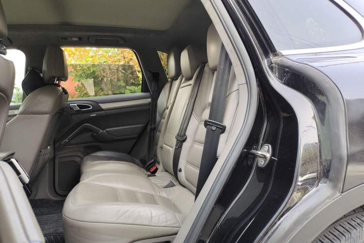 Used Porsche Cayenne 2011 Cayenne 3.0T Left Rear Seat