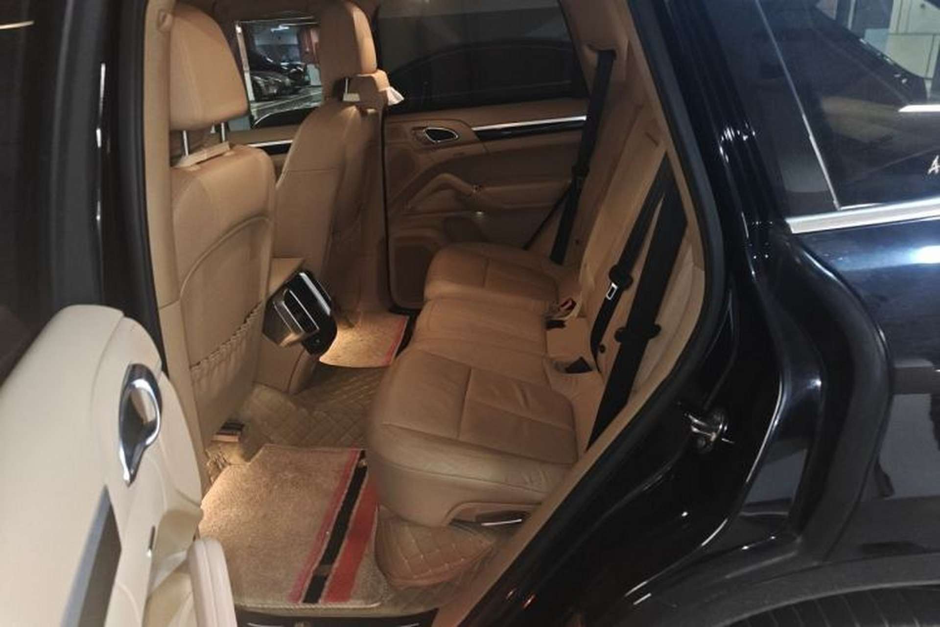 Used Porsche Cayenne 2011 Cayenne 3.0T Left Rear Seat