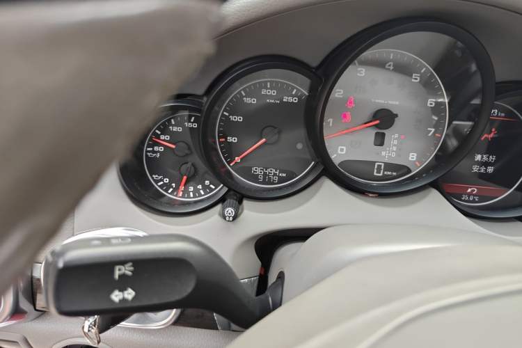 Used Porsche Cayenne 2011 Cayenne S 4.8L Odometer Close Up