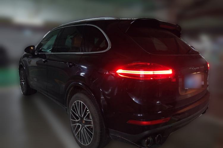 Used Porsche Cayenne 2011 Cayenne 3.0T Rear Left 45 Deg
