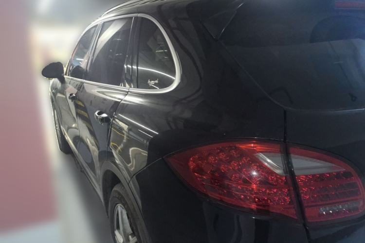 Used Porsche Cayenne 2011 Cayenne 3.0T Rear Left 45 Deg