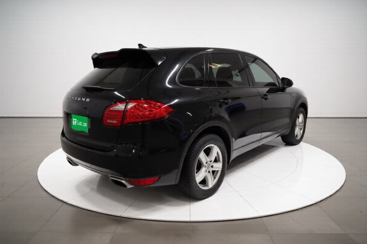 Used Porsche Cayenne 2011 3.6L automatic transmission U.S. specification Rear Right 45 Deg