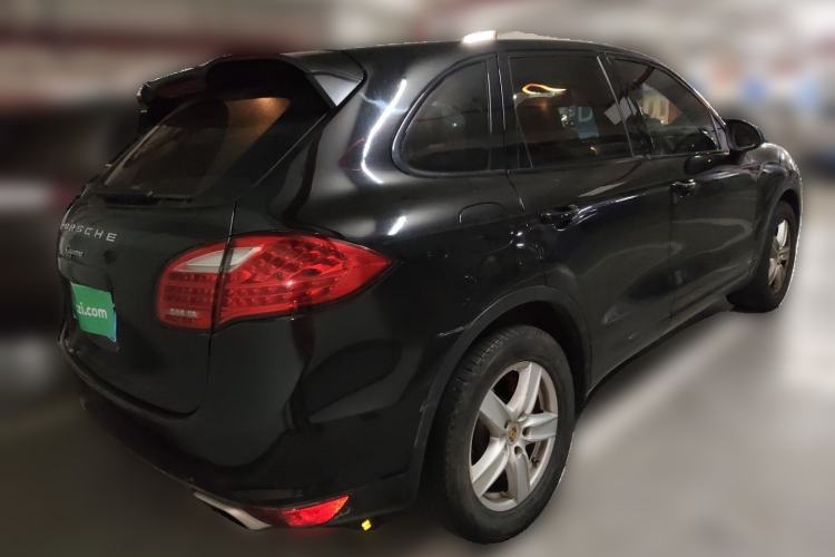 Used Porsche Cayenne 2011 3.6L automatic transmission U.S. specification Rear Right 45 Deg