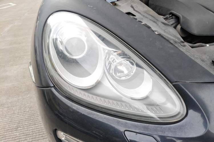 Used Porsche Cayenne 2011 Cayenne 3.0T Right Front Headlight