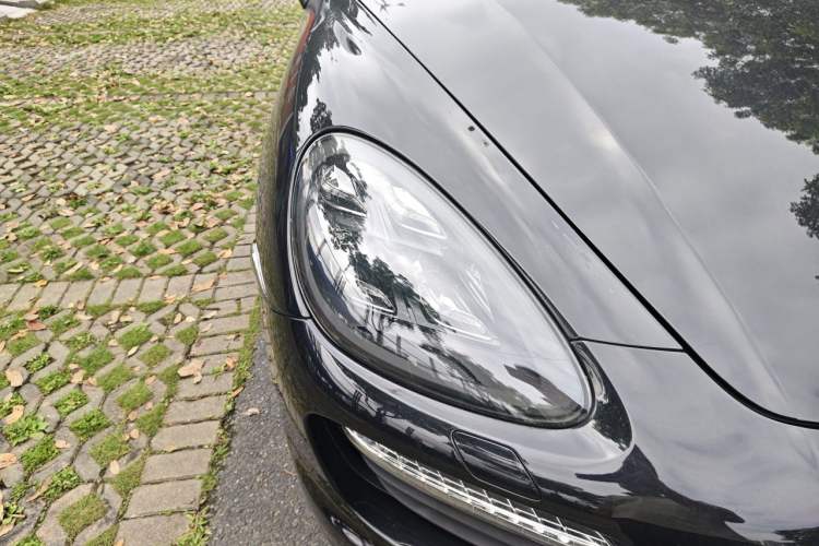 Used Porsche Cayenne 2011 Cayenne 3.0T Right Front Headlight