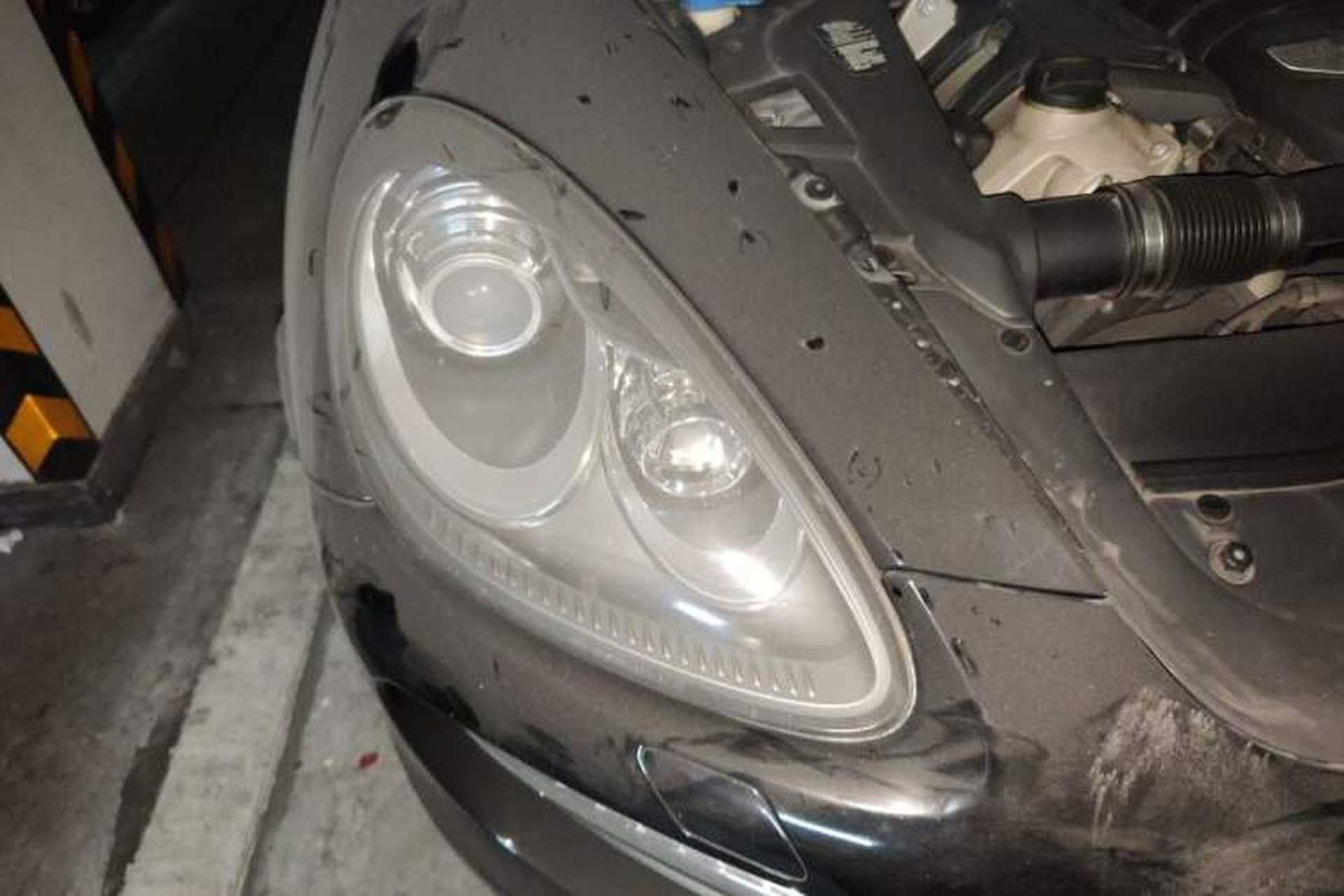 Used Porsche Cayenne 2011 Cayenne S 4.8L Right Front Headlight