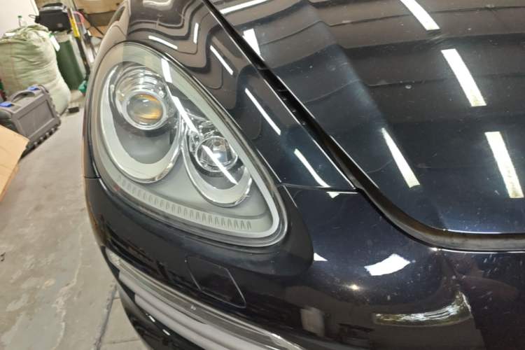 Used Porsche Cayenne 2011 Cayenne 3.0T Right Front Headlight
