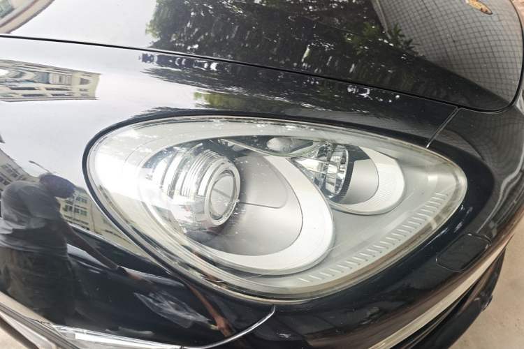 Used Porsche Cayenne 2011 Cayenne 3.0T Right Front Headlight