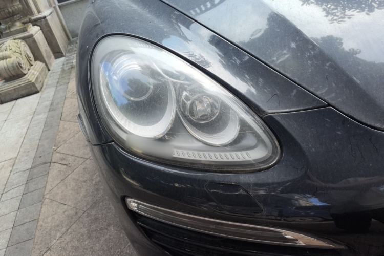 Used Porsche Cayenne 2011 Cayenne 3.0T Right Front Headlight