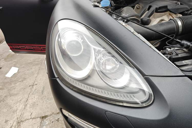 Used Porsche Cayenne 2011 Cayenne S 4.8L Right Front Headlight
