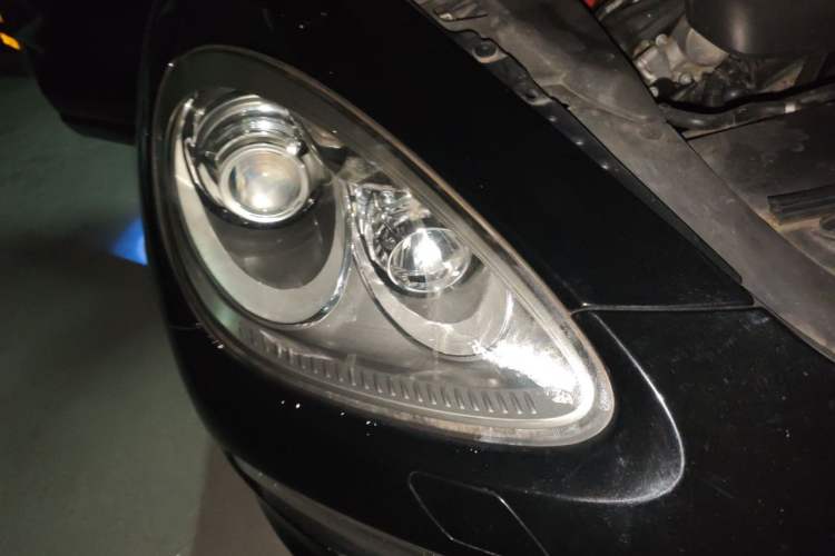 Used Porsche Cayenne 2011 Cayenne 3.0T Right Front Headlight