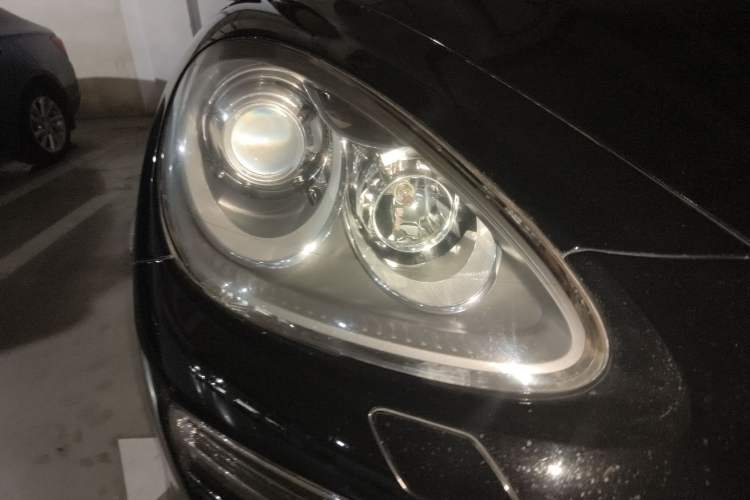 Used Porsche Cayenne 2011 Cayenne 3.0T Right Front Headlight