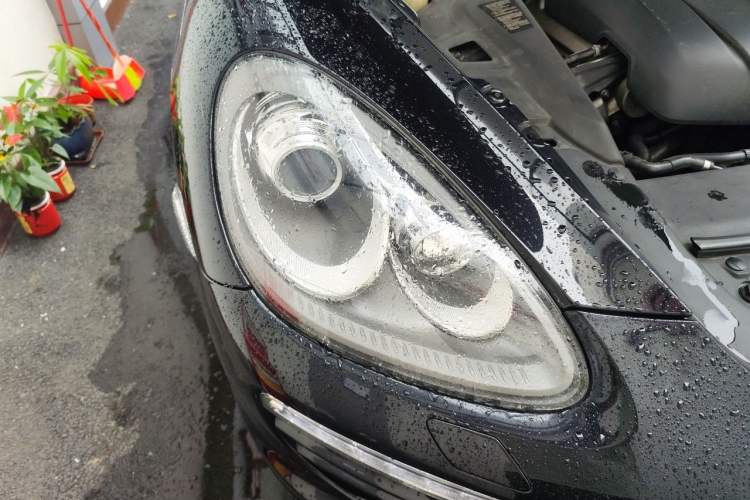 Used Porsche Cayenne 2011 Cayenne 3.0T Right Front Headlight