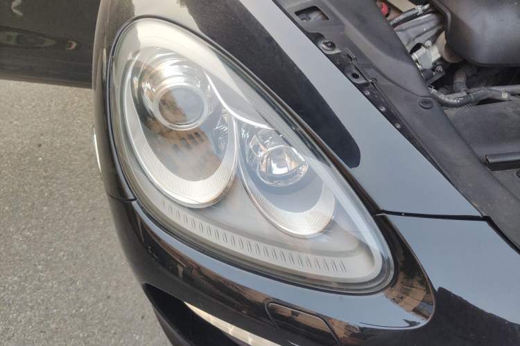 Used Porsche Cayenne 2011 Cayenne 3.0T Right Front Headlight