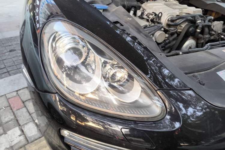 Used Porsche Cayenne 2011 Cayenne 3.0T Right Front Headlight