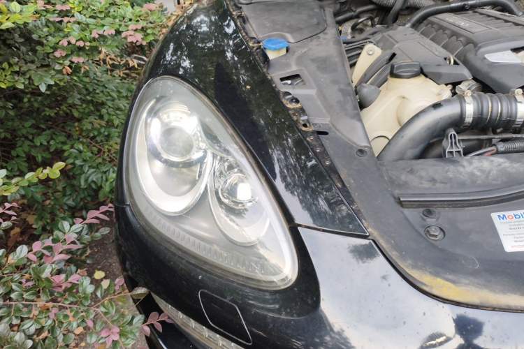 Used Porsche Cayenne 2011 Cayenne Turbo 4.8T Right Front Headlight
