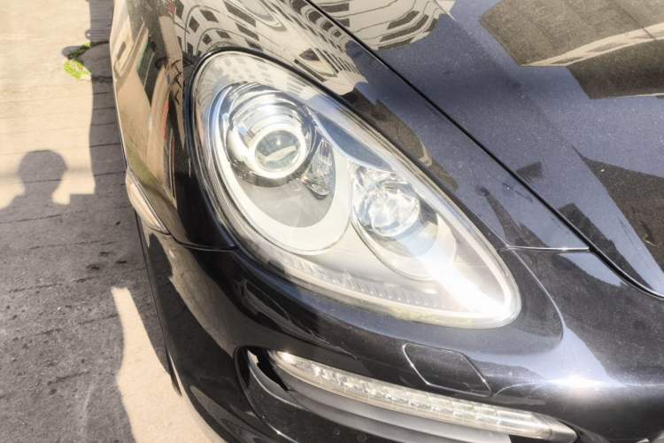 Used Porsche Cayenne 2011 Cayenne 3.0T Right Front Headlight